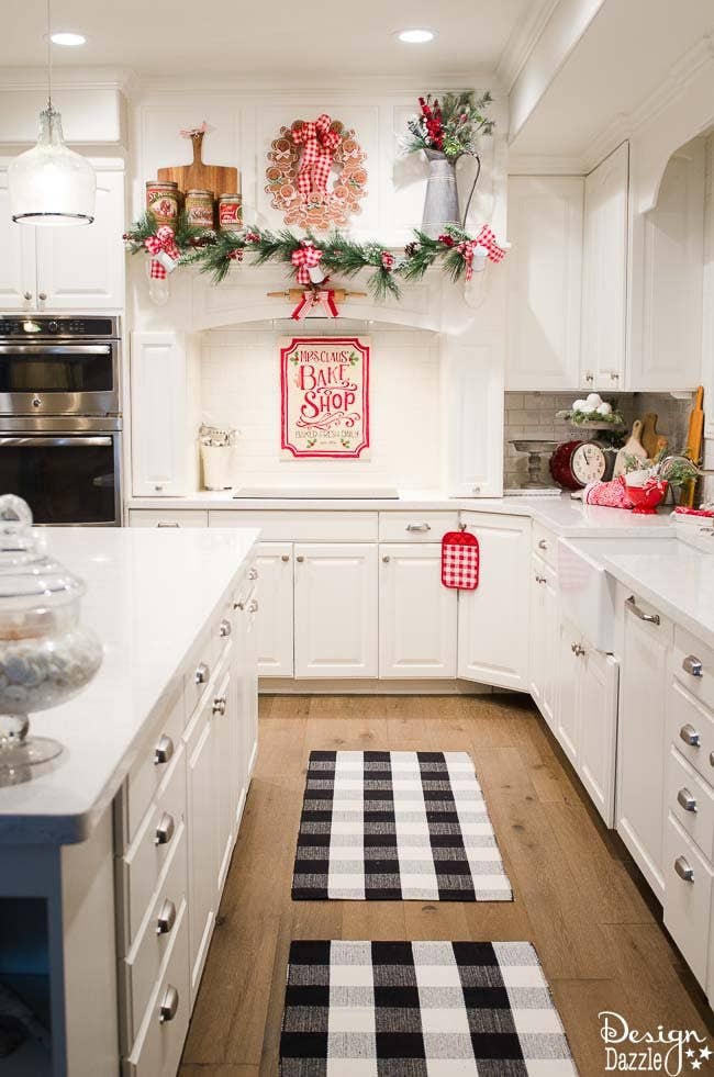 Christmas kitchen decor