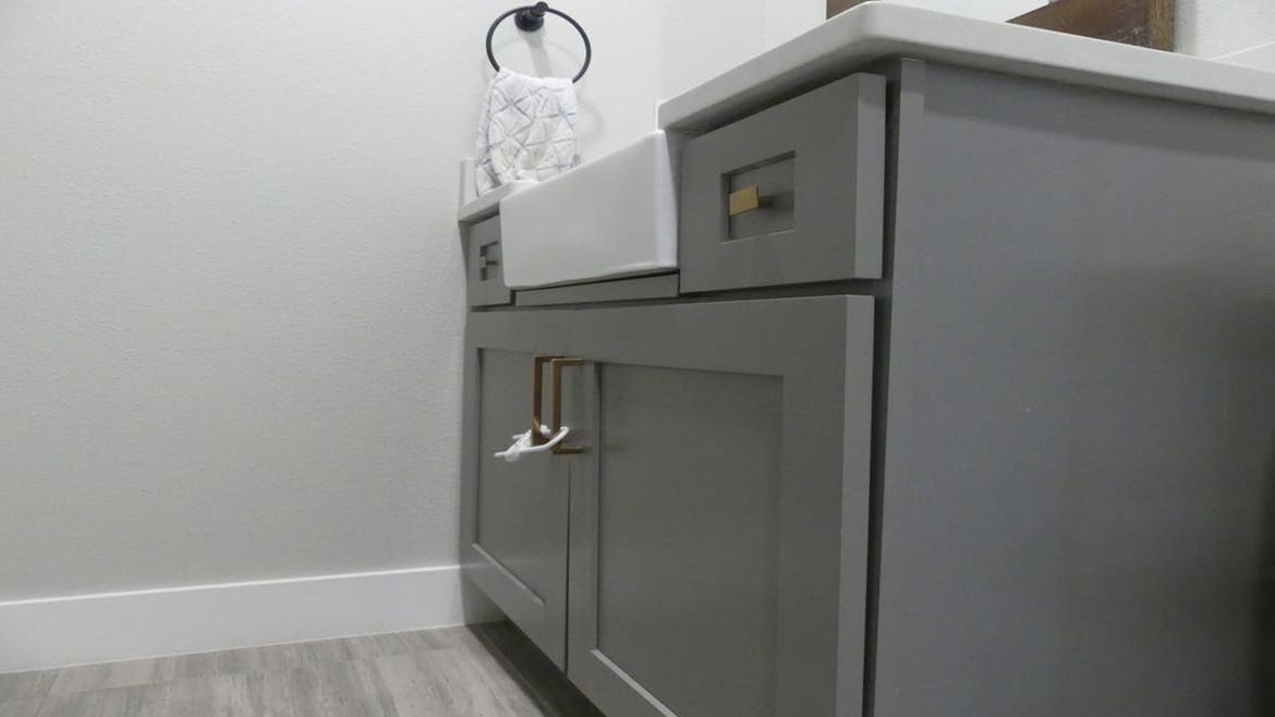 Grey Shaker Elite Bathroom Cabinets