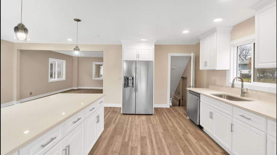 Pantry and Oven Cabinets 