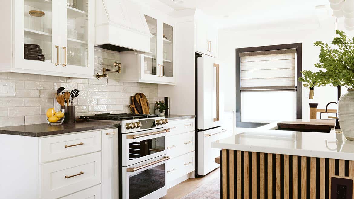 Pantry and Oven Cabinets 