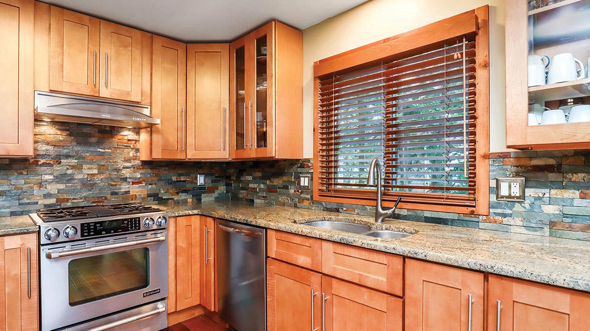 Shaker Cinnamon Kitchen Cabinets