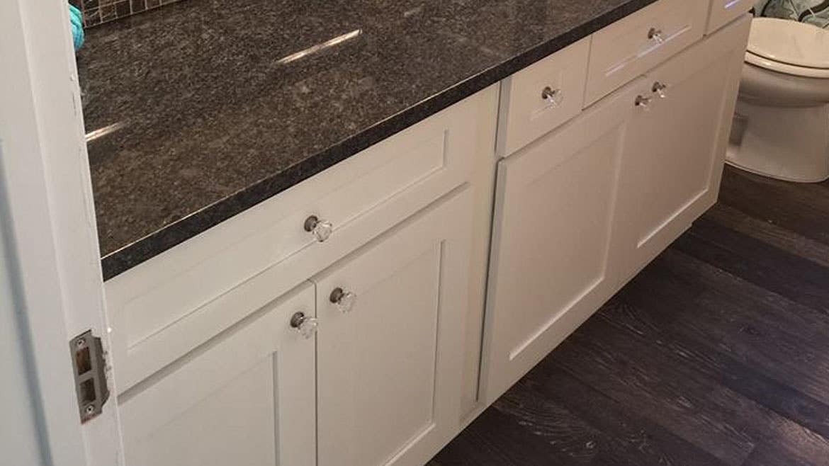 Base Cabinets 