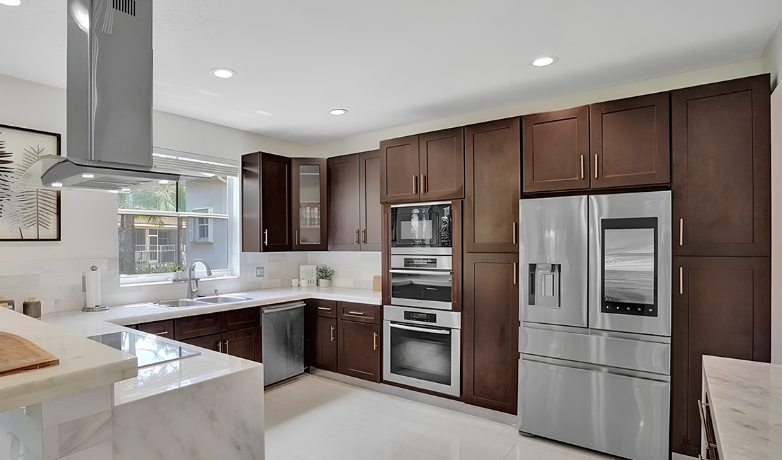 Styling a Brown Kitchen: Expert Tips for Creating a Cozy and Modern Space
