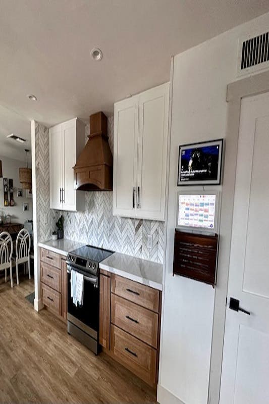 How to Mix and Match Cabinet Hardware for a Unique Kitchen Look