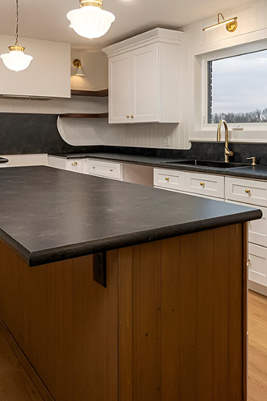 Top Reasons to Choose Custom Kitchen Cabinets for Your Remodel Top Reasons to Choose Custom Kitchen Cabinets for Your Remodel