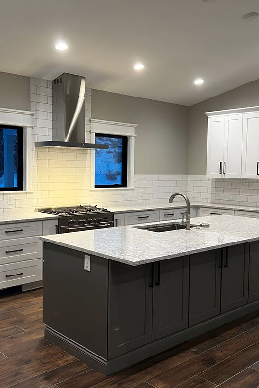 Under-Cabinet vs. Wall-Mounted Range Hoods: Which One Is Right for You?