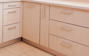 modern cabinet flat handle