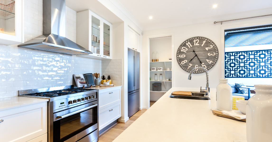 Small Kitchen Set Modern House Solid Wood White Shaker Kitchen