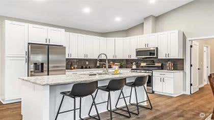 Craftsman White Shaker