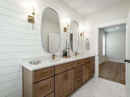 Craftsman Natural Shaker Bath Vanities
