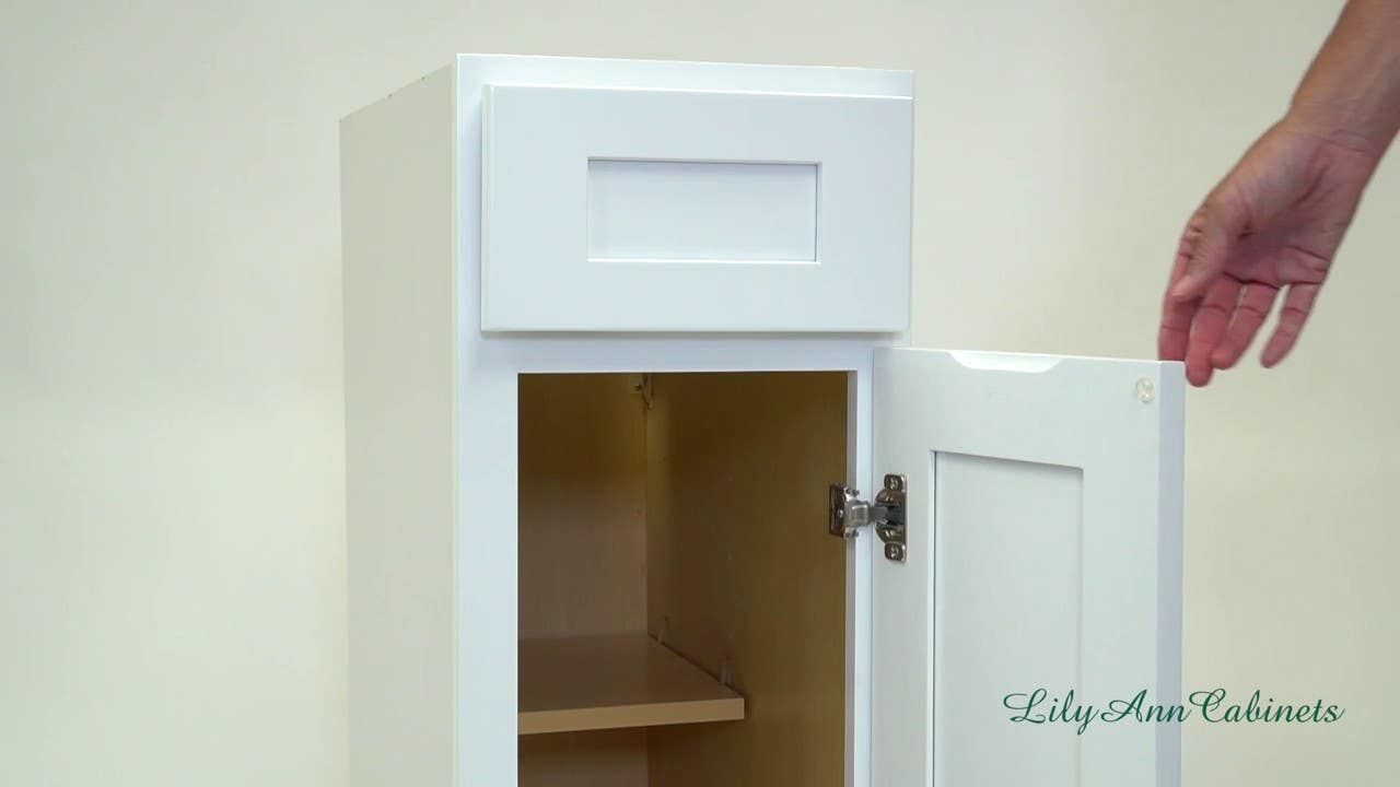 Lily Ann Cabinets Summit Shaker White