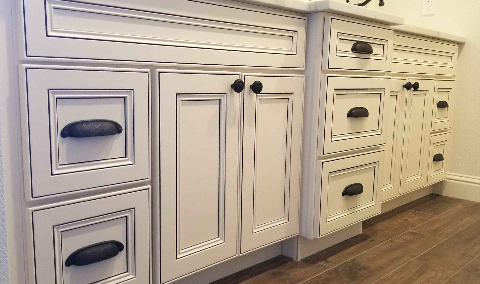 Traditional raised kitchen cabinet doors