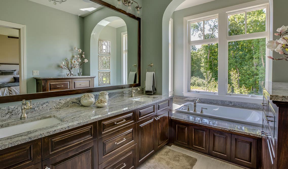 10 Stunning Bathroom Cabinet Designs for a Small Space