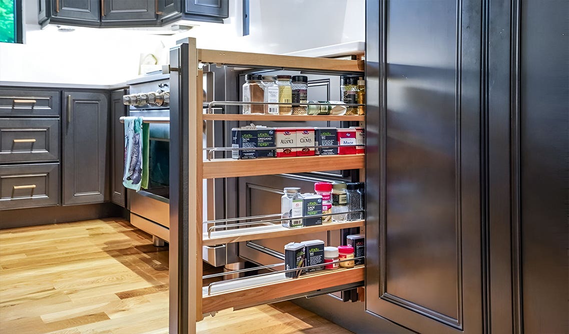 Base Spice Pull Out Cabinet Organizer