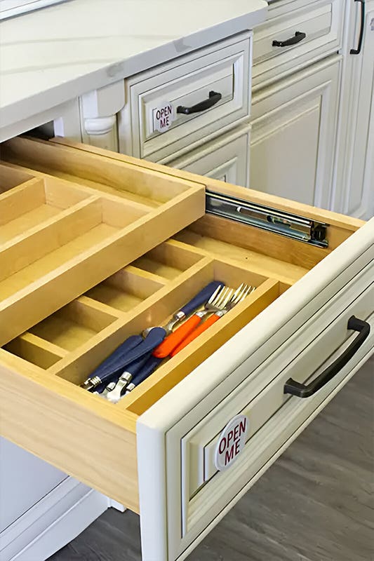 Utensils drawer organizers