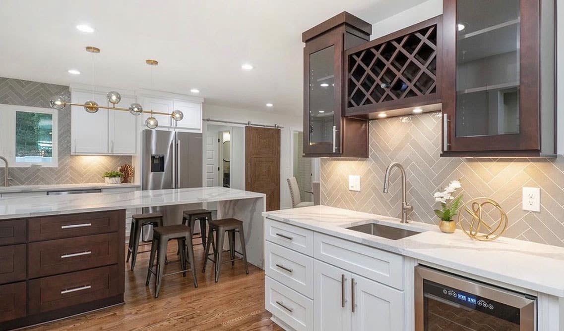 Two-tone Espresso and White cabinets kitchen 