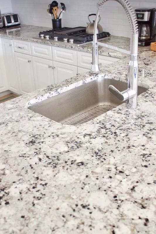 Granit Kitchen Countertop 