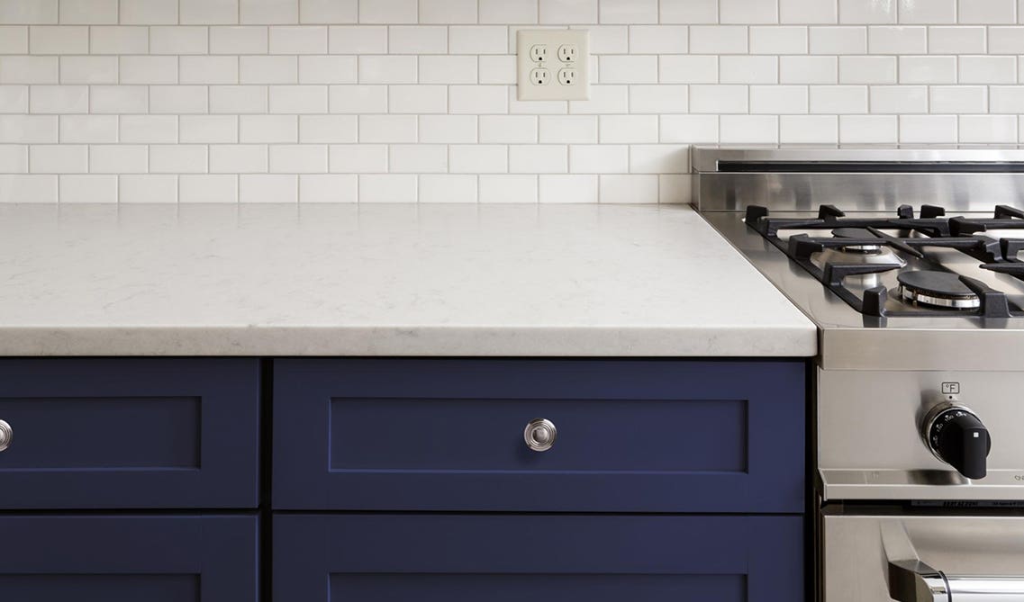 8 Striking Navy Blue Kitchen Cabinet Ideas for a Bold Design