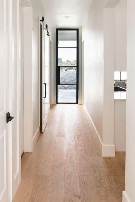 Oak hardware flooring 