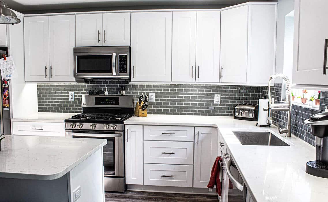 Modern white kitchen cabinets