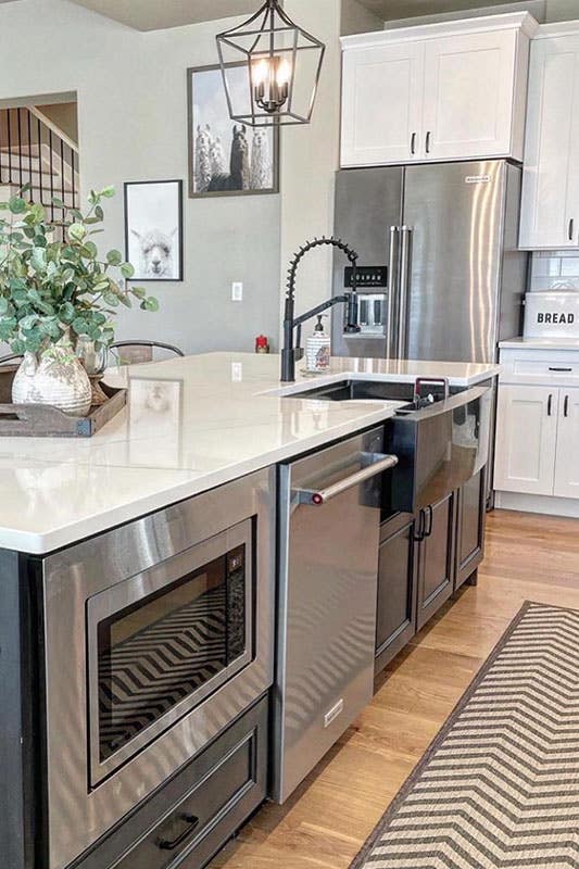 Two Tone kitchen design with White Shaker and York Driftwood Grey Cabinets