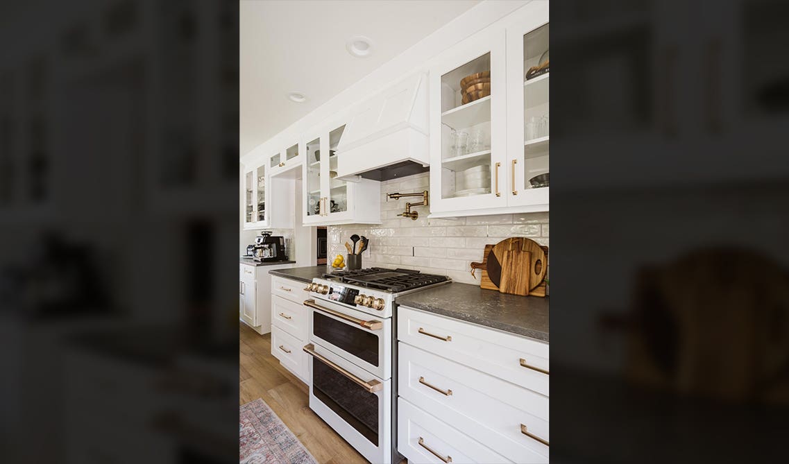 Clever Ideas to Store Chopping Boards in the Kitchen — Eatwell101