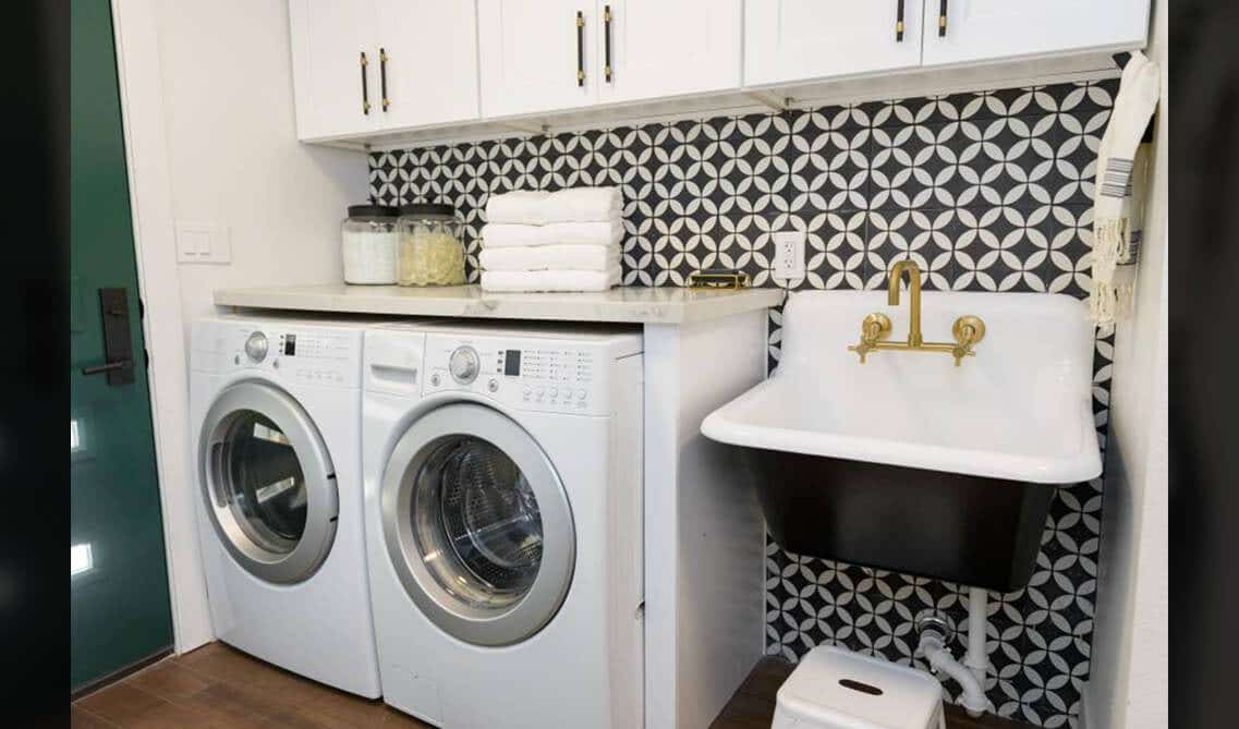 Backsplash for Laundry Room