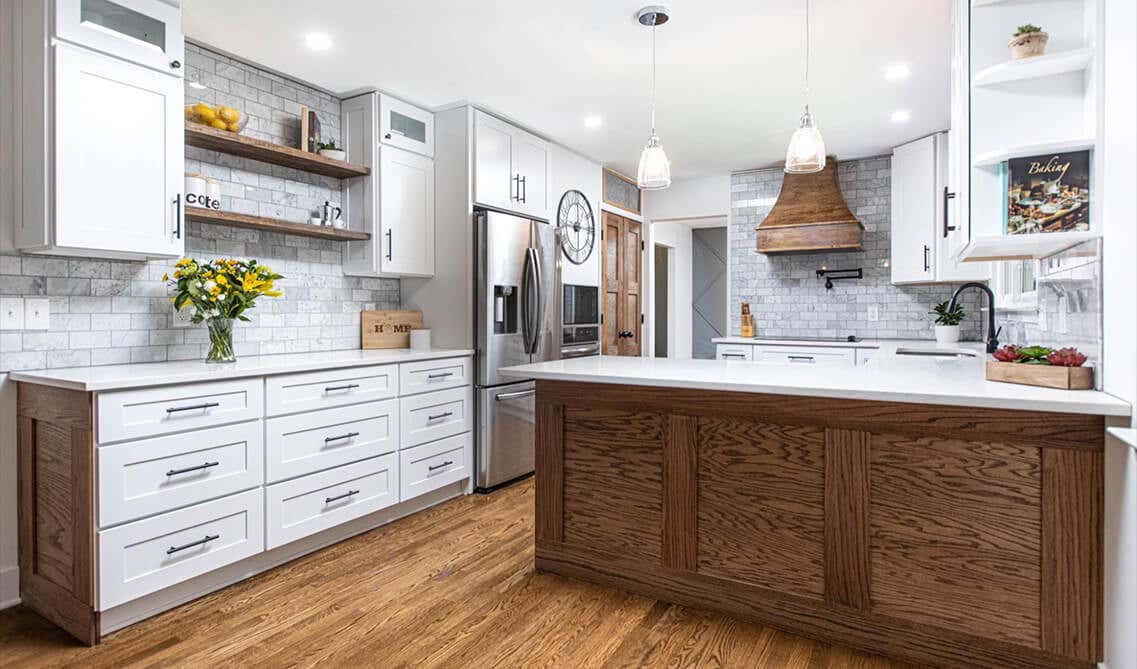 White Shaker wall cabinets 