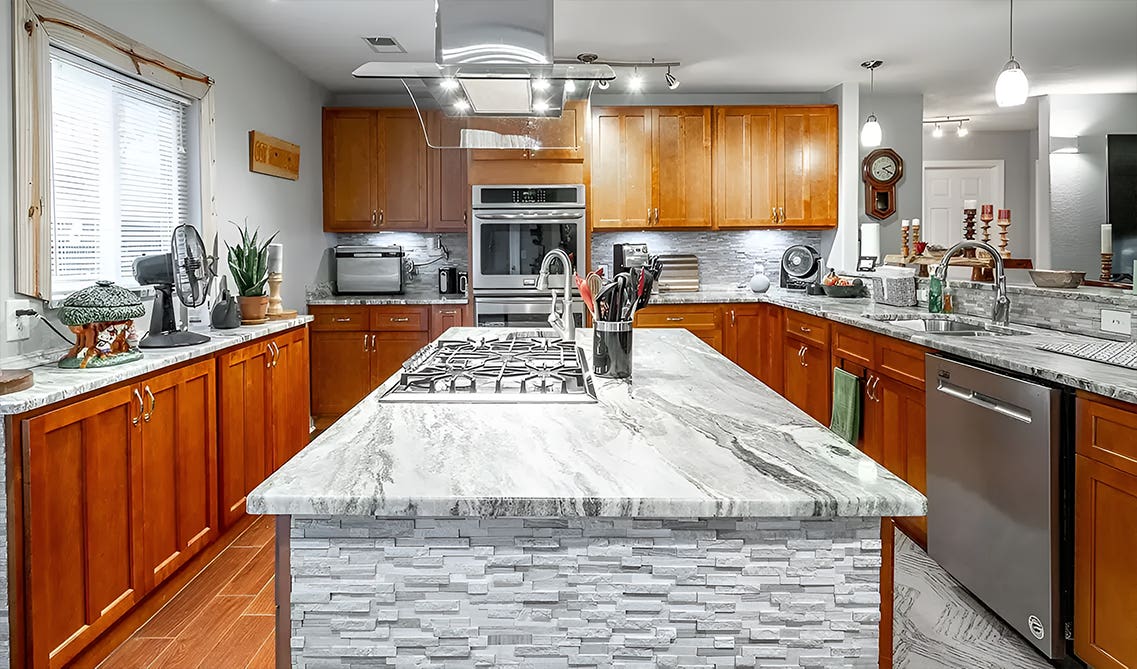 Cinnamon Shaker Cabinets