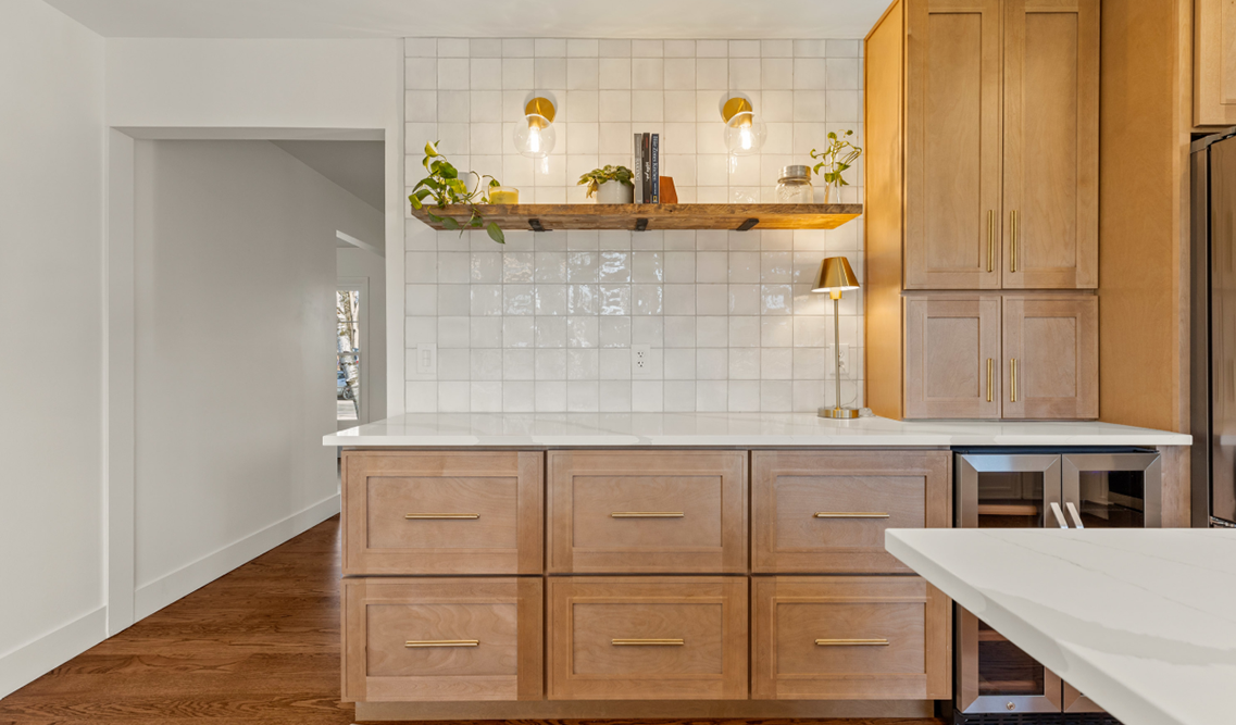 Craftsman Natural with Full Overlay
