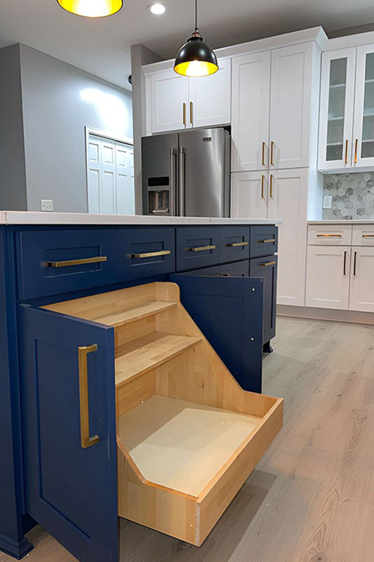 Customized Small Kitchen