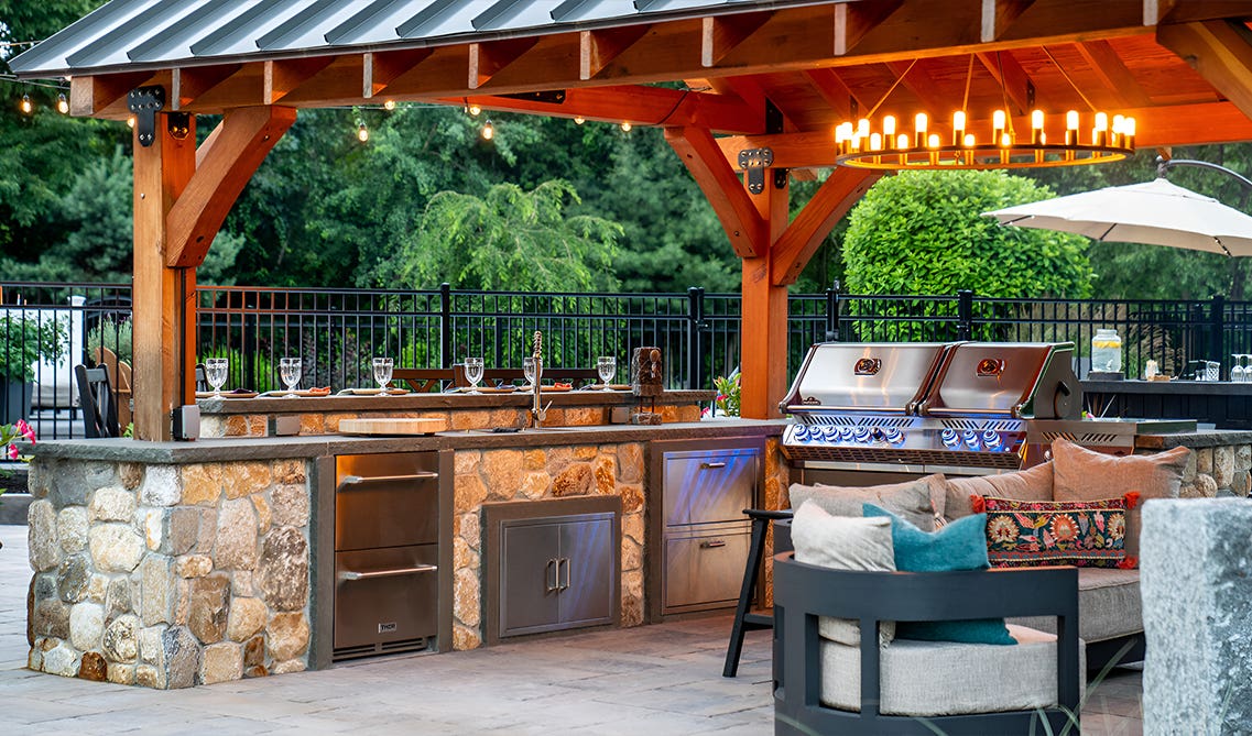 Installing outdoor cabinets