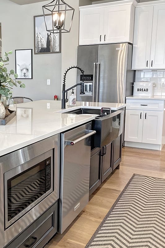 Two-Tone Cabinets for Visual Contrast