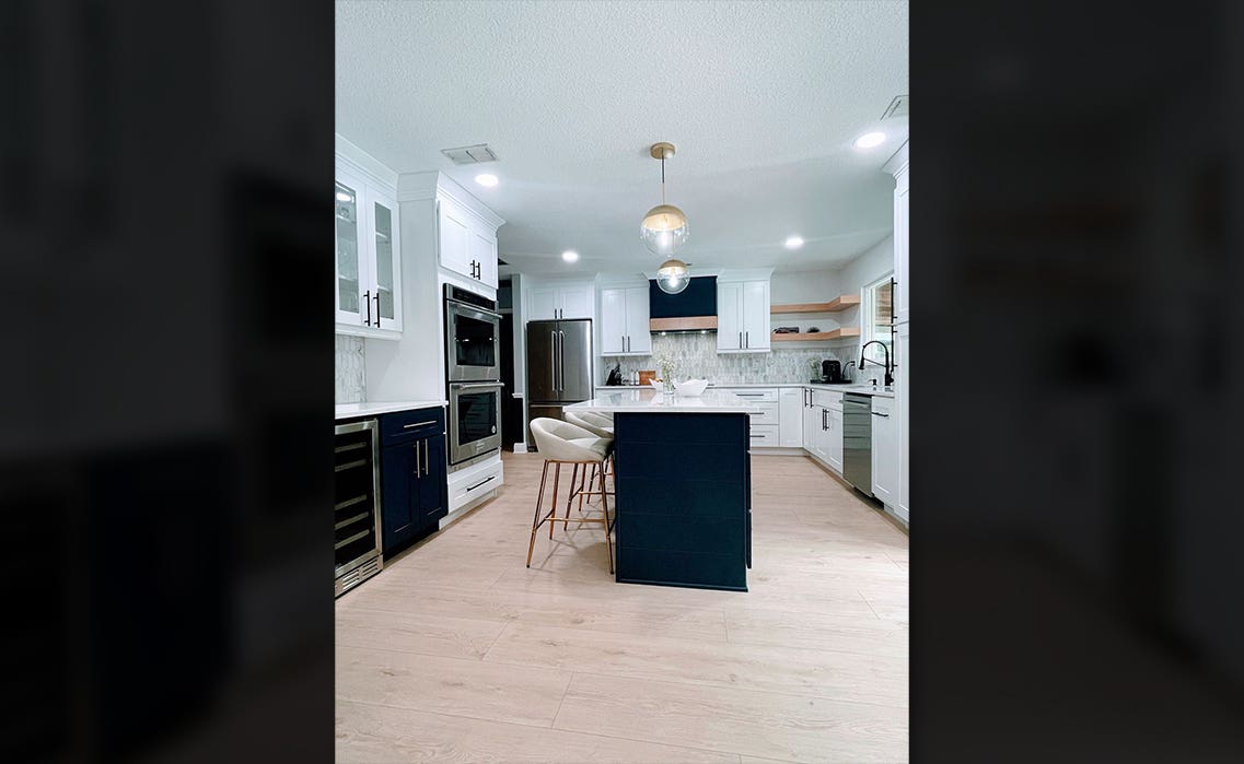 Two Toning White Shaker Cabinets with Navy Blue Shaker