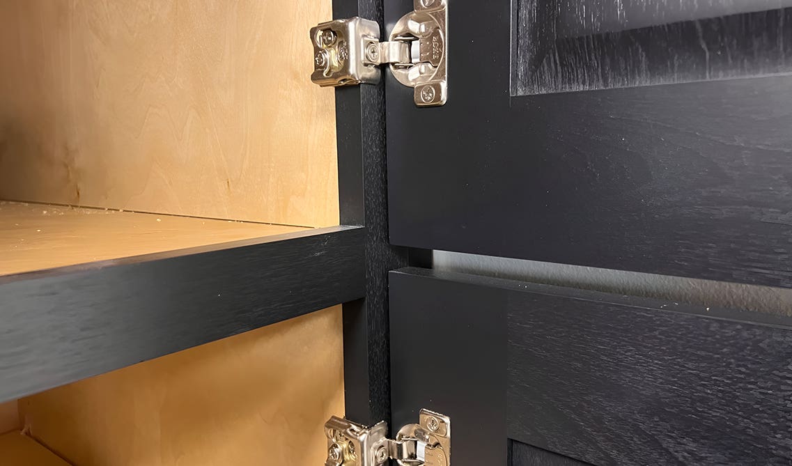 soft closing hinges